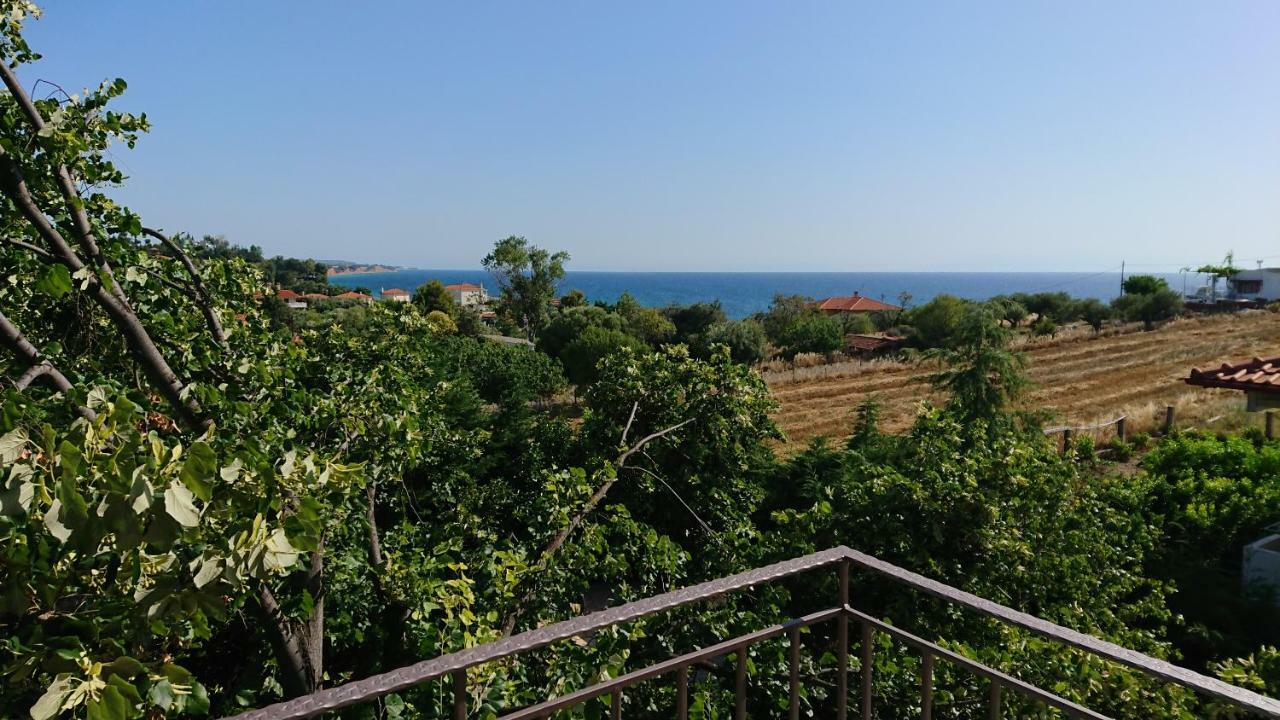 Stone House With Seaview Apartment Nea Poteidaia Bagian luar foto